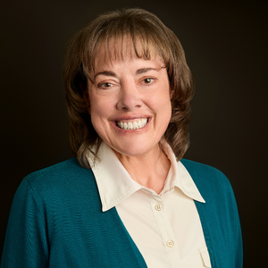 Portrait Photo Image of Commissioner Holly Williams